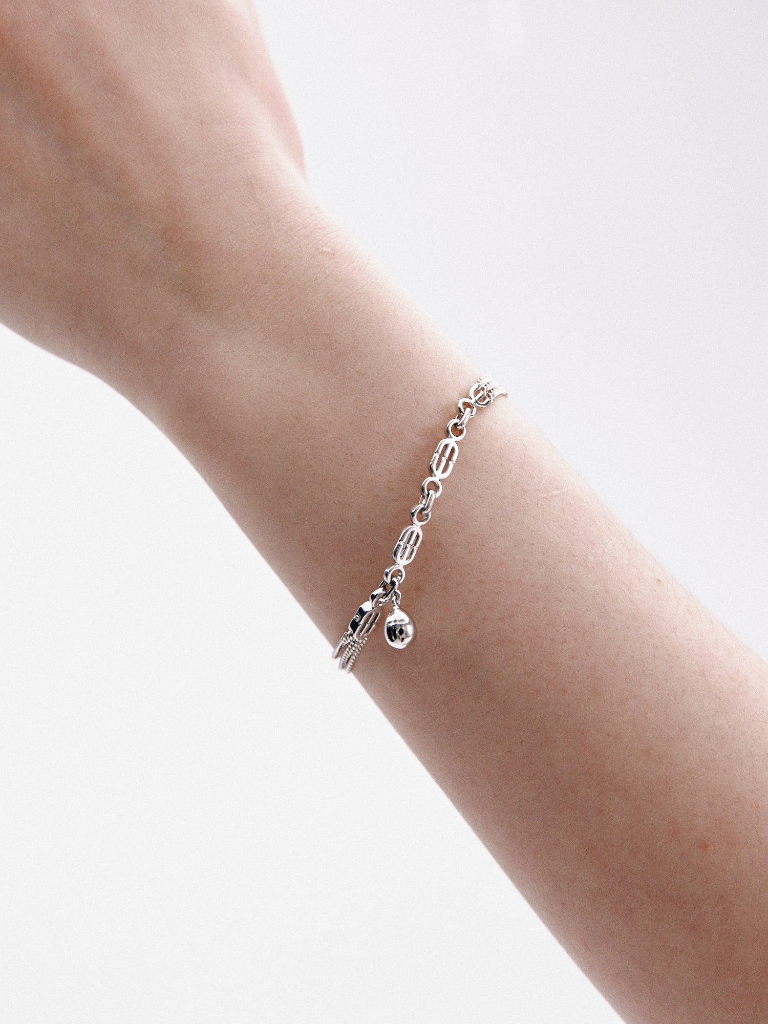 Orne Modular Bracelet-to-Choker